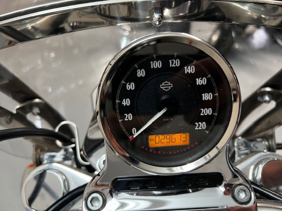 HARLEY-DAVIDSON SPORTSTER SUPERLOW 1200 T 4