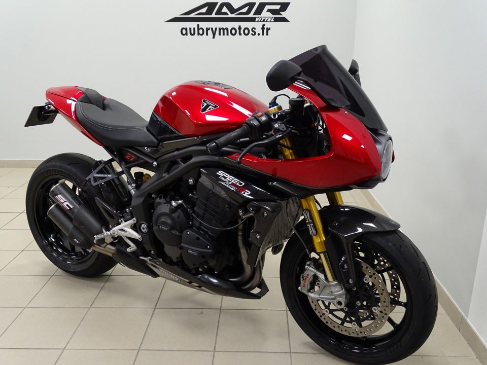 TRIUMPH SPEED TRIPLE 1200 RR 4