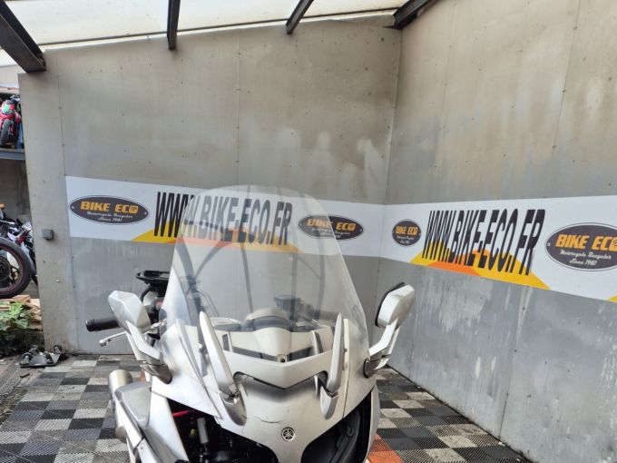 YAMAHA FJR 1300A 4