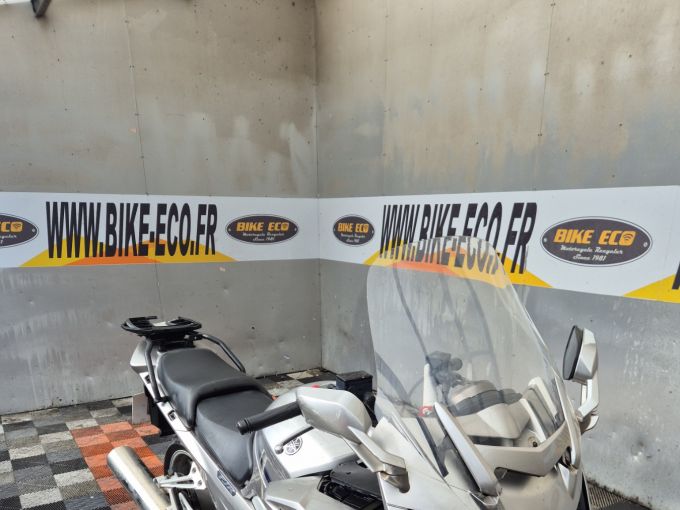 YAMAHA FJR 1300A 4