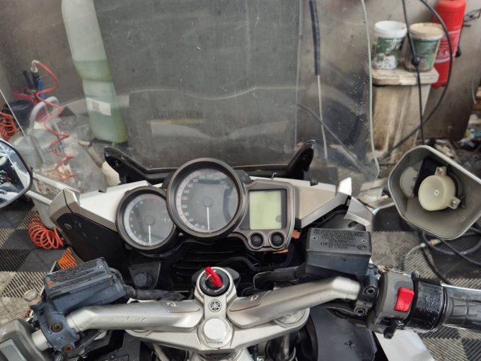 YAMAHA FJR 1300A 4
