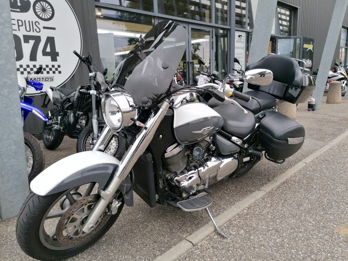 SUZUKI INTRUDER 1500 4