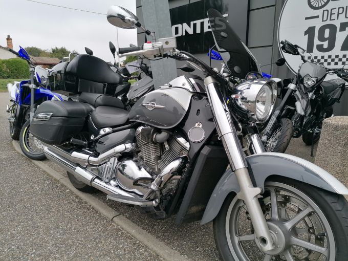 SUZUKI INTRUDER 1500 4