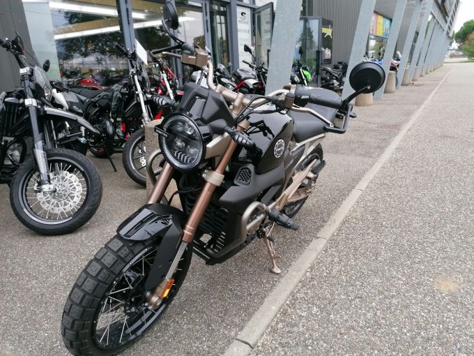ZONTES 125 SCRAMBLER X 4