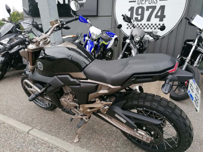 ZONTES 125 SCRAMBLER X 4