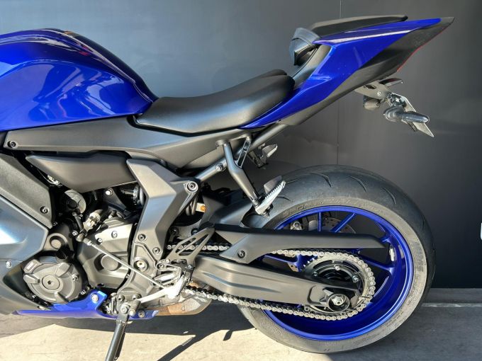 YAMAHA R7 35KW 4
