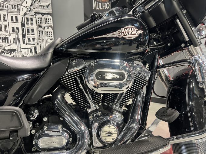 HARLEY-DAVIDSON TOURING ELECTRA GLIDE 1690 CLASSIC 4