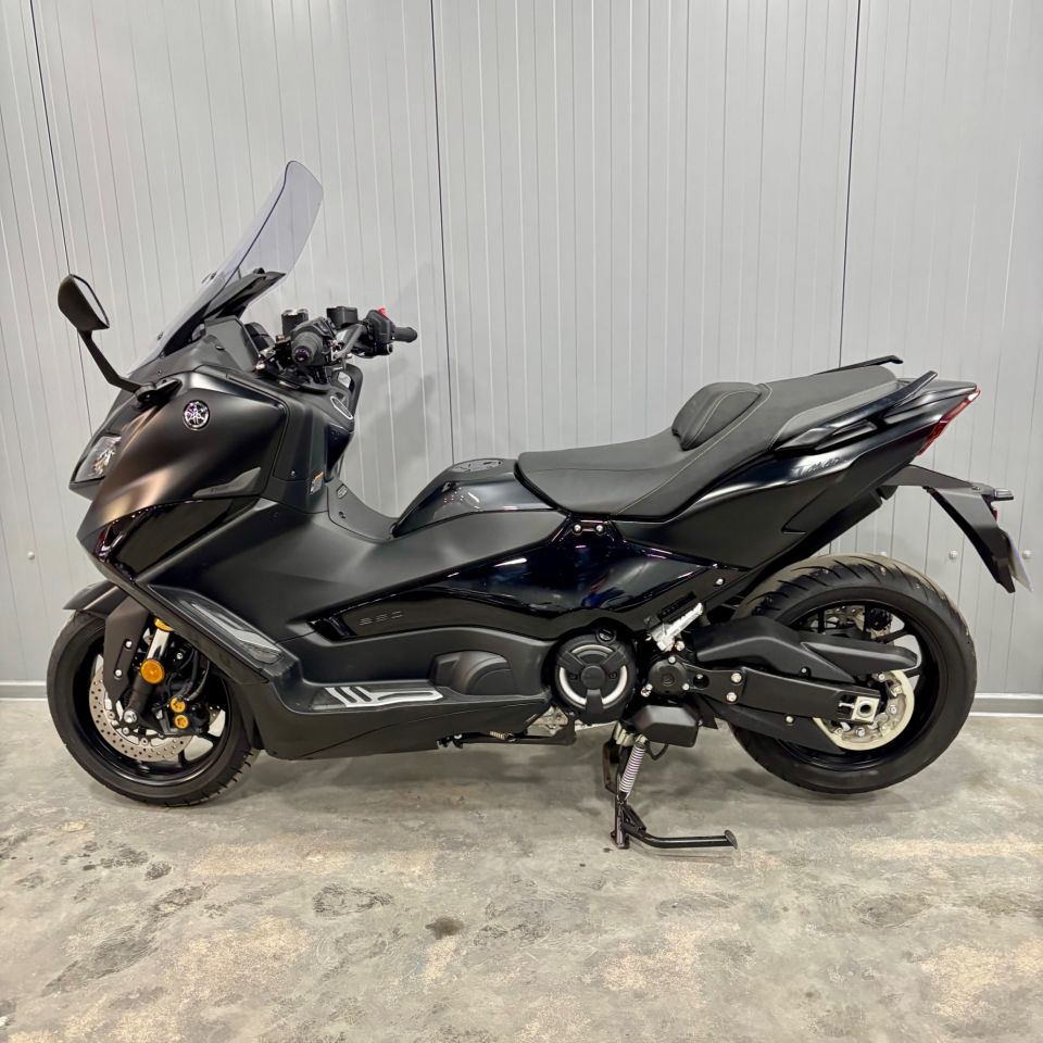 YAMAHA XP T-MAX 560 TECH MAX 4