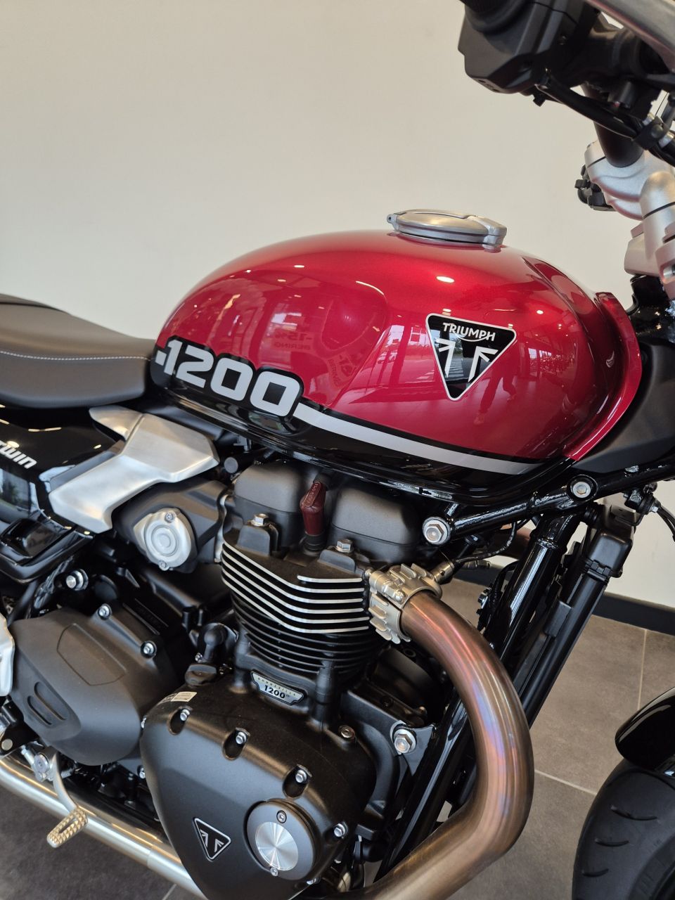 TRIUMPH SPEED TWIN 1200 4