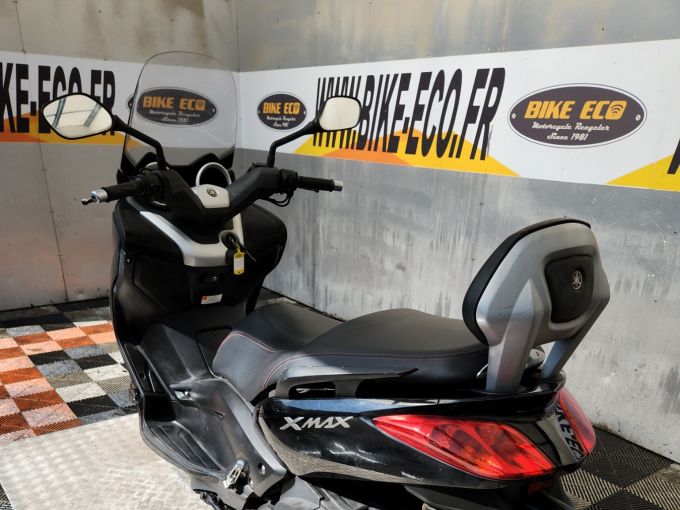 YAMAHA X-MAX 125 4