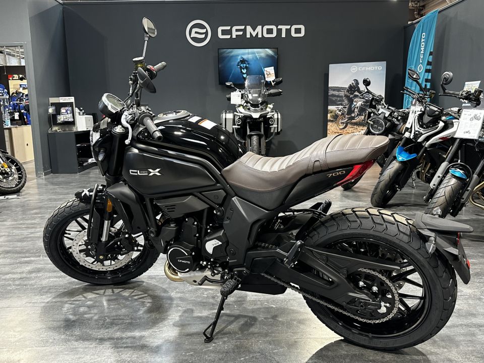 CF MOTO 700 CL-X Héritage 4