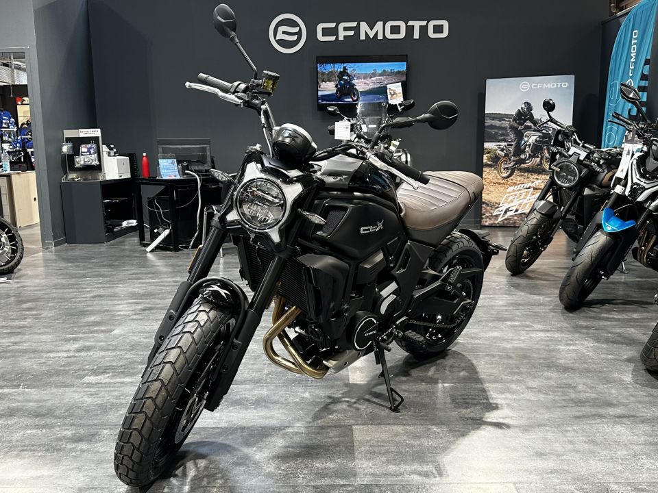 CF MOTO 700 CL-X Héritage 4