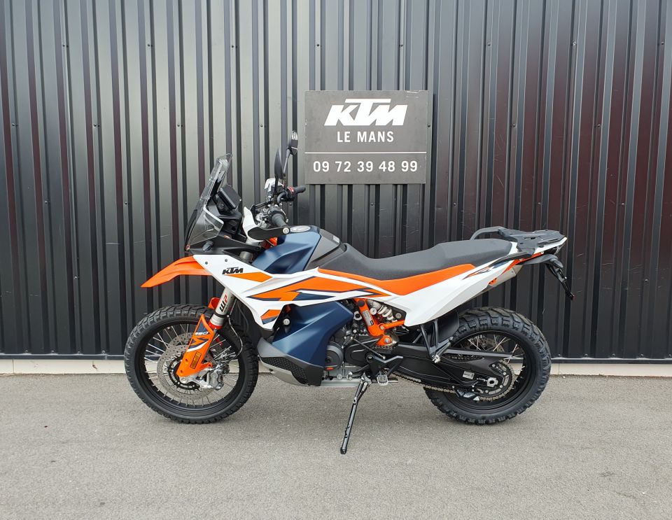 KTM 890 ADVENTURE R 4