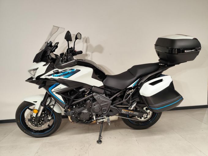 KAWASAKI VERSYS 650 4