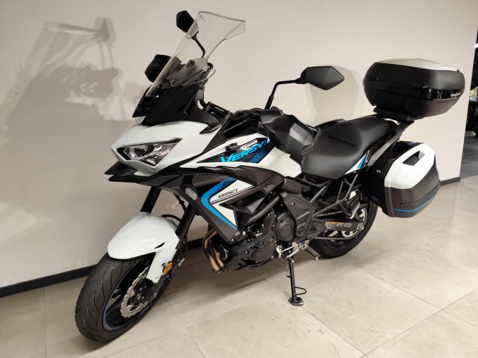 KAWASAKI VERSYS 650 4