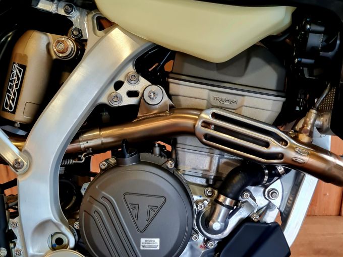 TRIUMPH TF 250-E 4