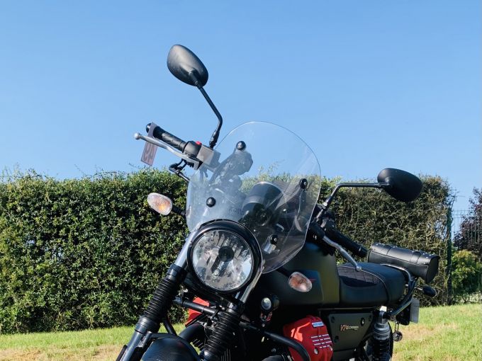 MOTO GUZZI V7 III CARBON 750 4
