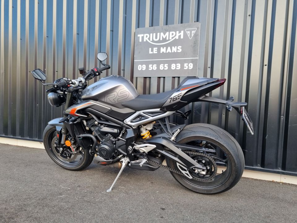 TRIUMPH STREET TRIPLE 765 RS 4