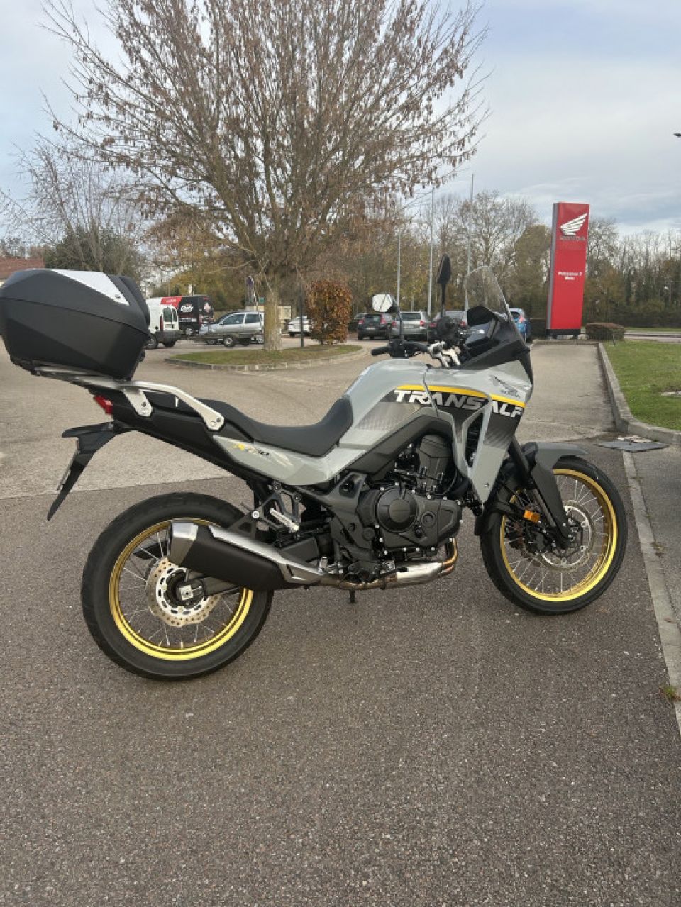 HONDA XL750 TRANSALP 4