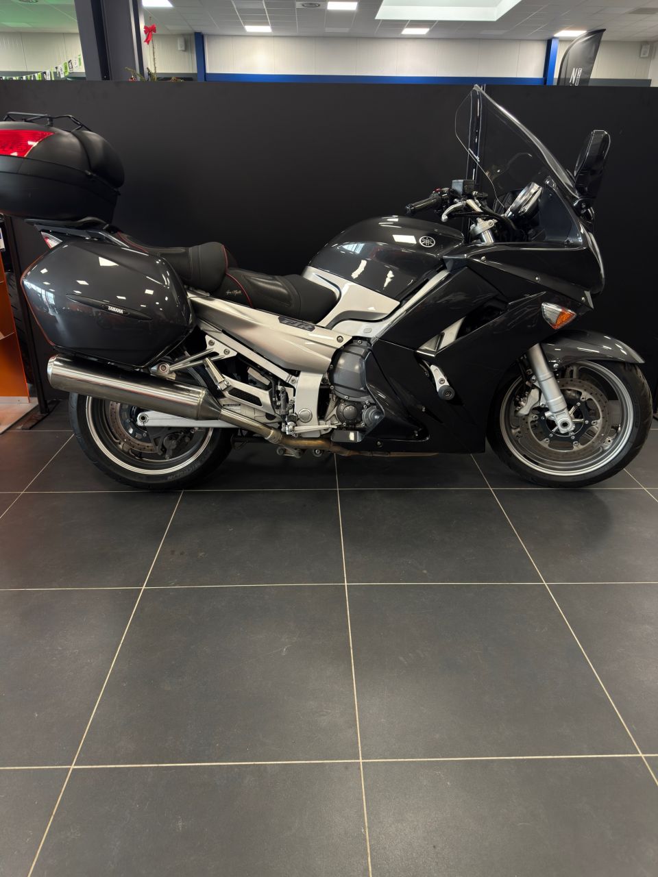YAMAHA FJR 1300 4