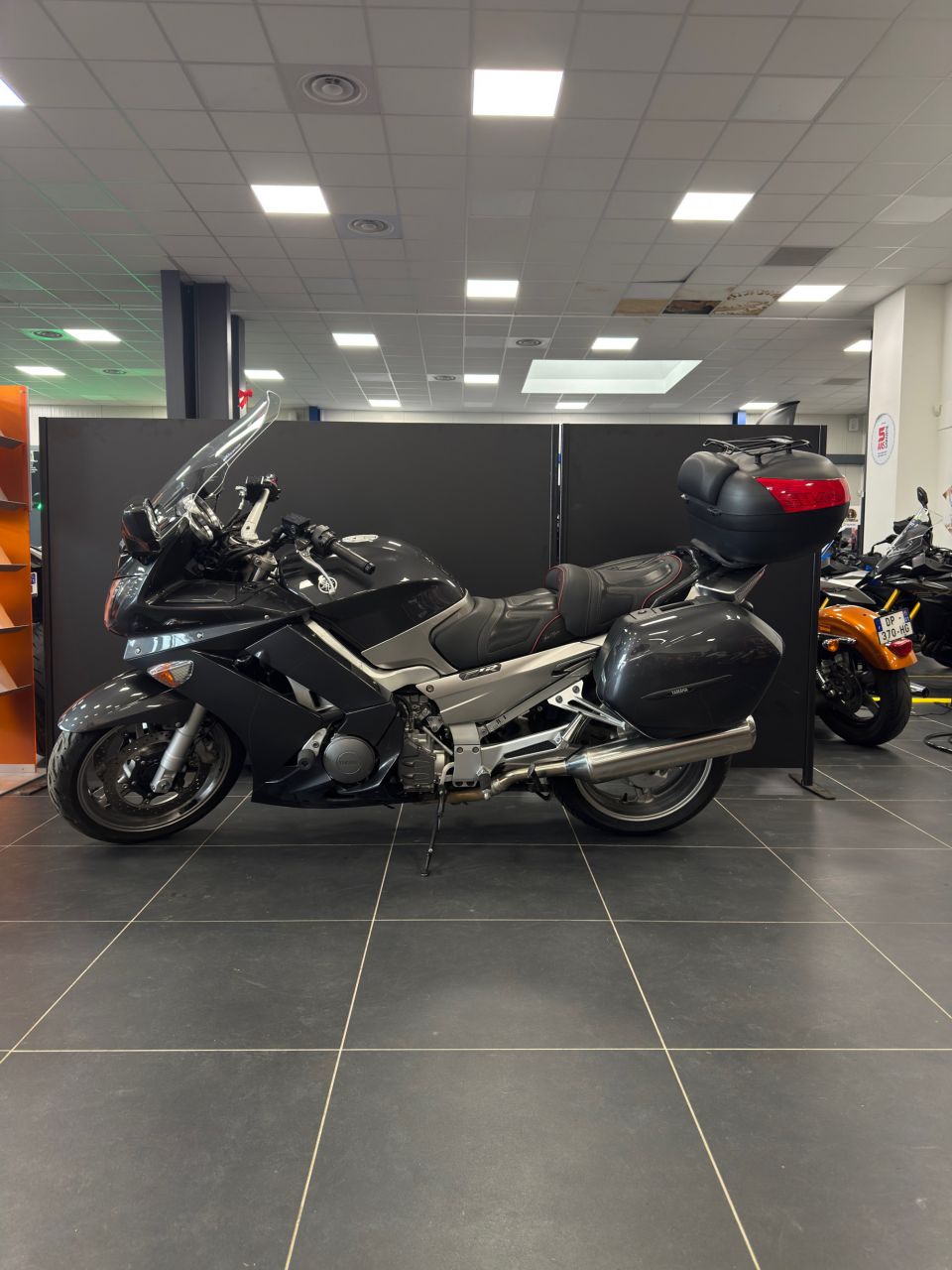 YAMAHA FJR 1300 4