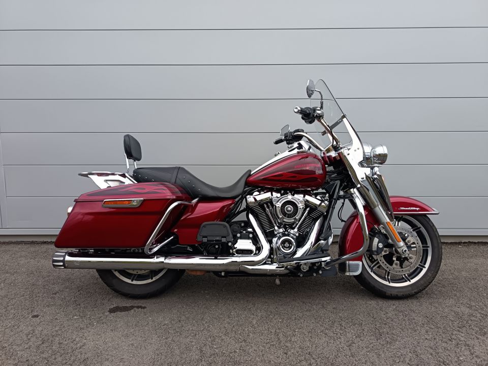 HARLEY-DAVIDSON TOURING ROAD KING 1745 4