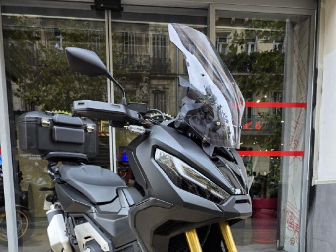 HONDA X-ADV 750 4