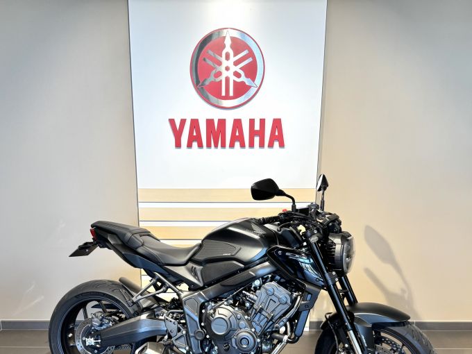 HONDA CB 650 R 4