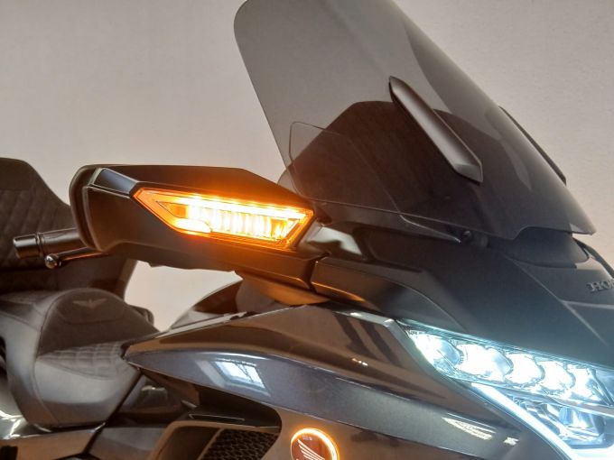 HONDA GL 1800 GOLDWING DCT 4
