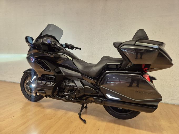 HONDA GL 1800 GOLDWING DCT 4