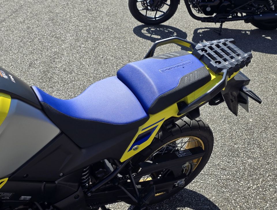 SUZUKI DL V-STROM 1050DE 4