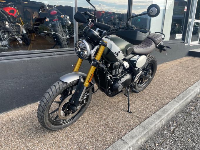TRIUMPH Scrambler 400 X 4