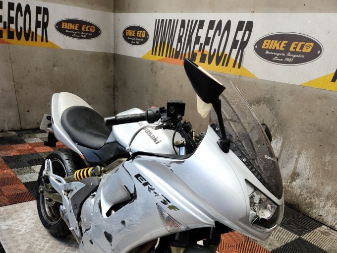 KAWASAKI ER-6 4