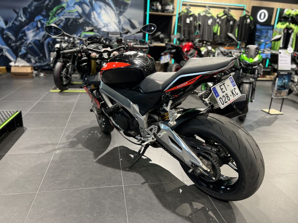 APRILIA TUONO 1100  V4 RR 4