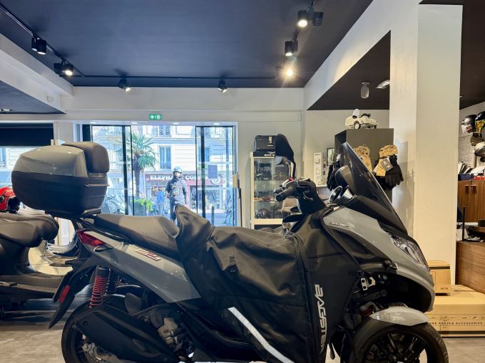 PIAGGIO MP3 300 HPE SPORT ABS ASR 4