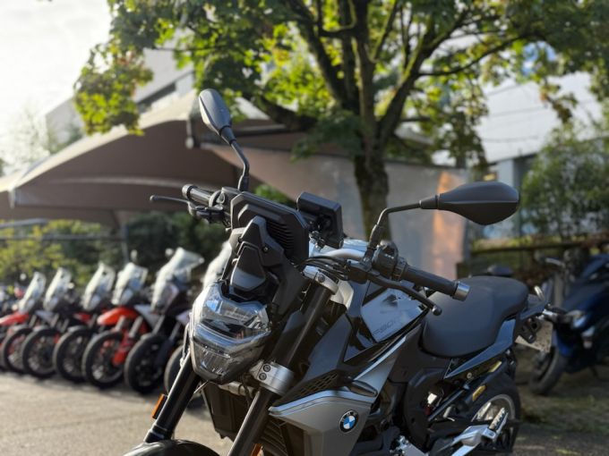 BMW F900R 4