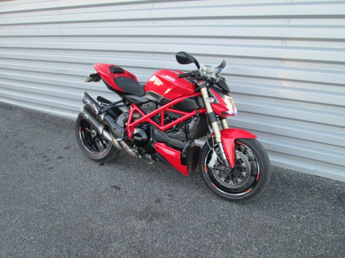 DUCATI STREETFIGHTER 4