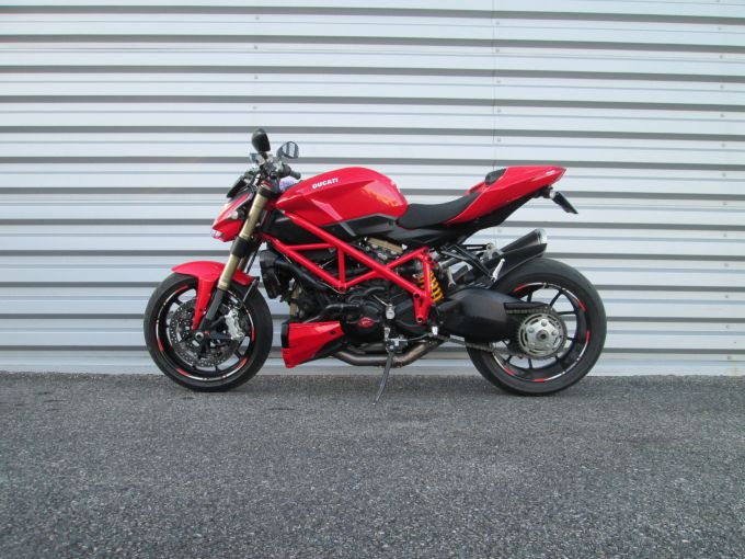 DUCATI STREETFIGHTER 4