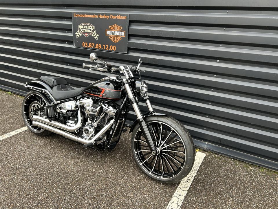 HARLEY-DAVIDSON SOFTAIL BREAKOUT 1923 4