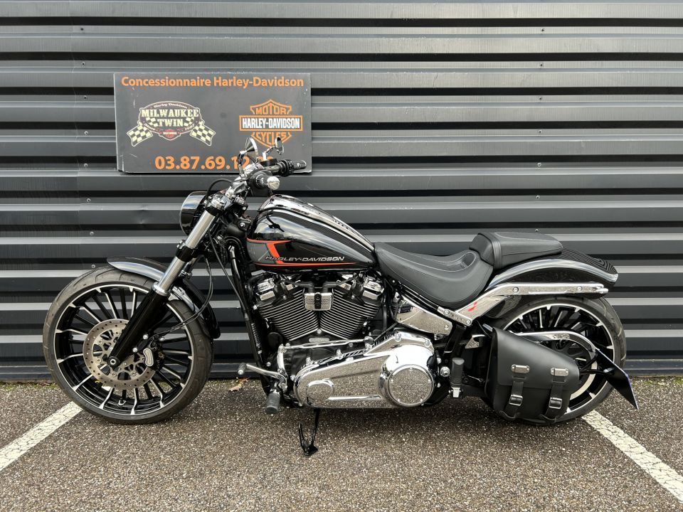 HARLEY-DAVIDSON SOFTAIL BREAKOUT 1923 4