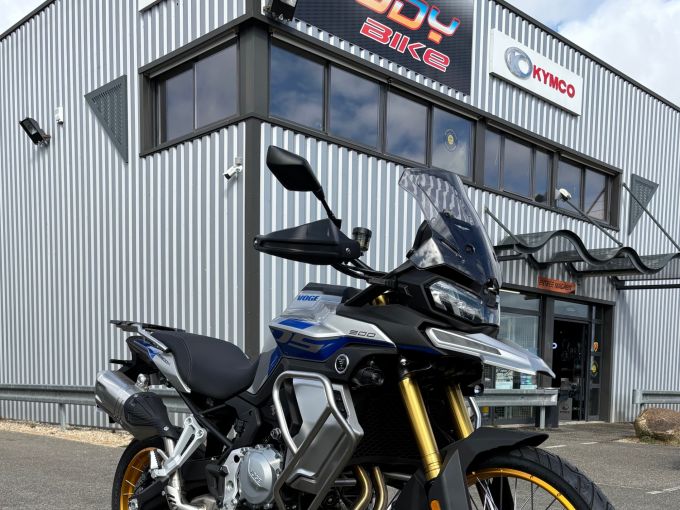 VOGE DS900X 4
