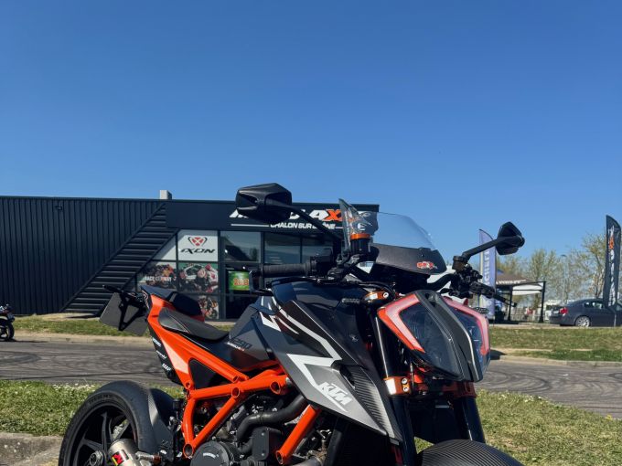 KTM 1290 SUPER DUKE RR 4