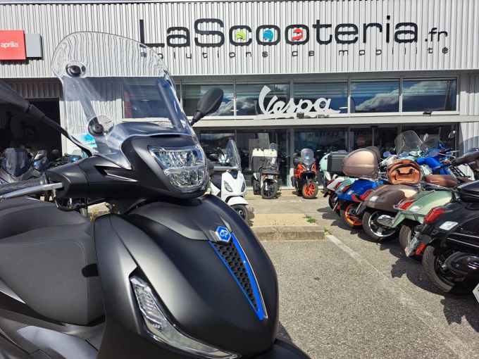 PIAGGIO BEVERLY 400 4