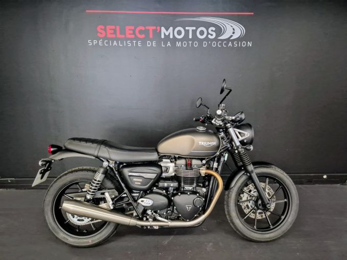 TRIUMPH STREET TWIN  900 4