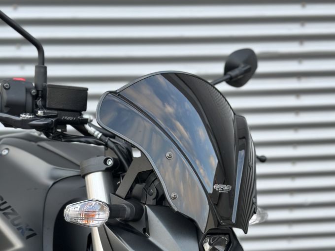 SUZUKI GSX-8S 4