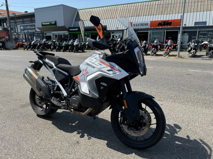 KTM 1290 SUPER ADVENTURE S 4