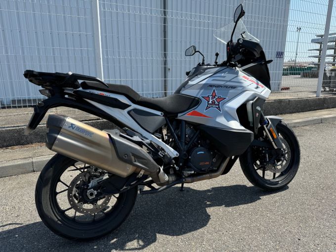KTM 1290 SUPER ADVENTURE S 4
