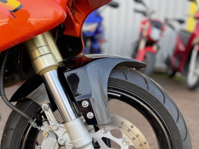 YAMAHA SZR 4