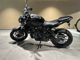 YAMAHA MT-07 - 2023