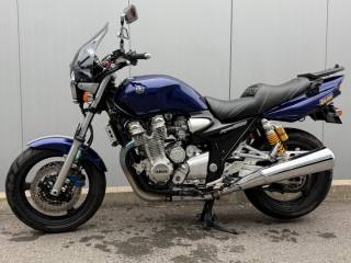 YAMAHA XJR 1300 - 2025